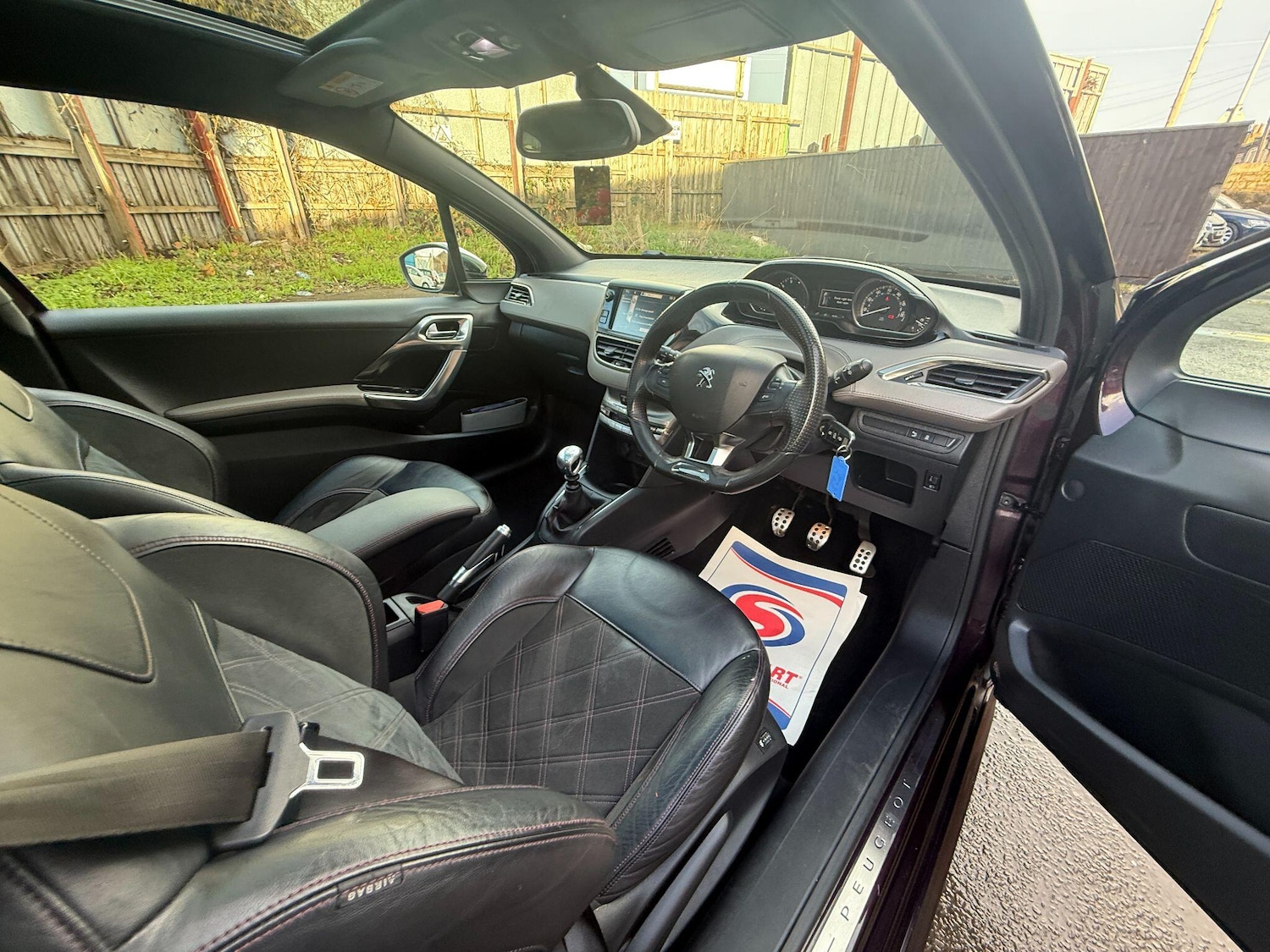 Used Peugeot 208 2013 for sale - 76801373: Photo 37