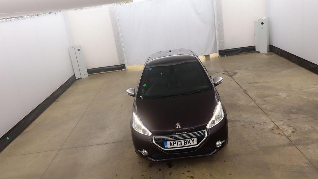 Used Peugeot 208 2013 for sale - 76801373: Photo 4