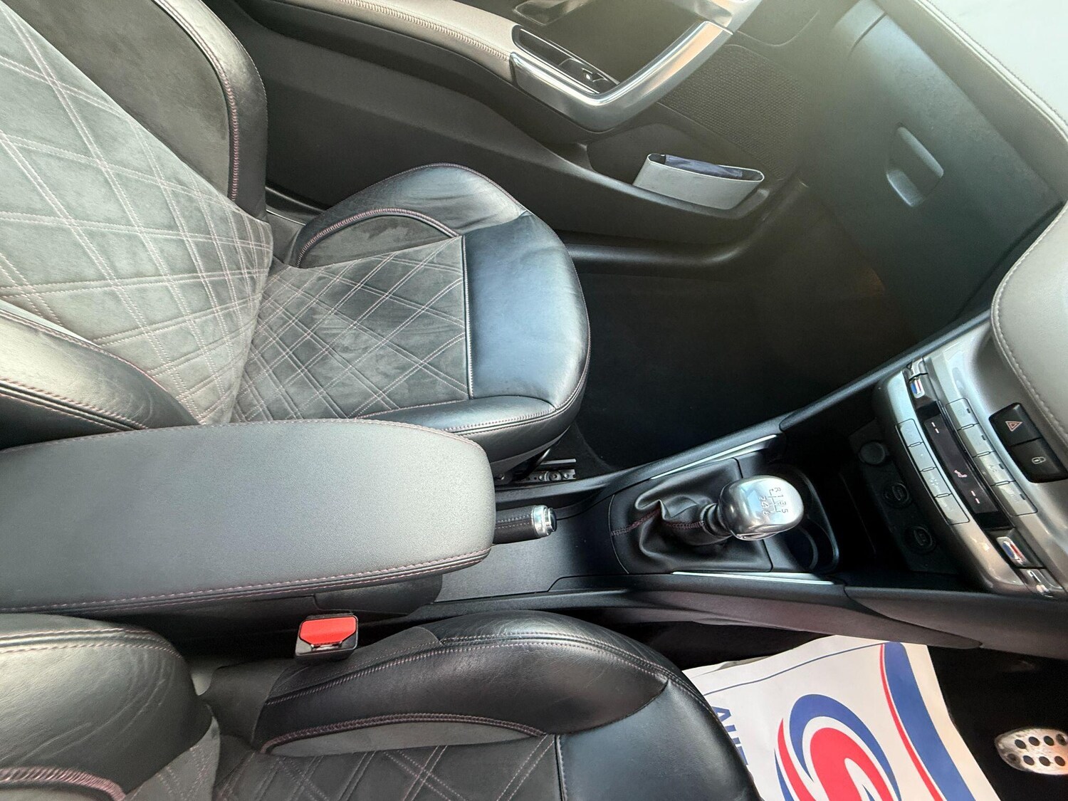 Used Peugeot 208 2013 for sale - 76801373: Photo 45