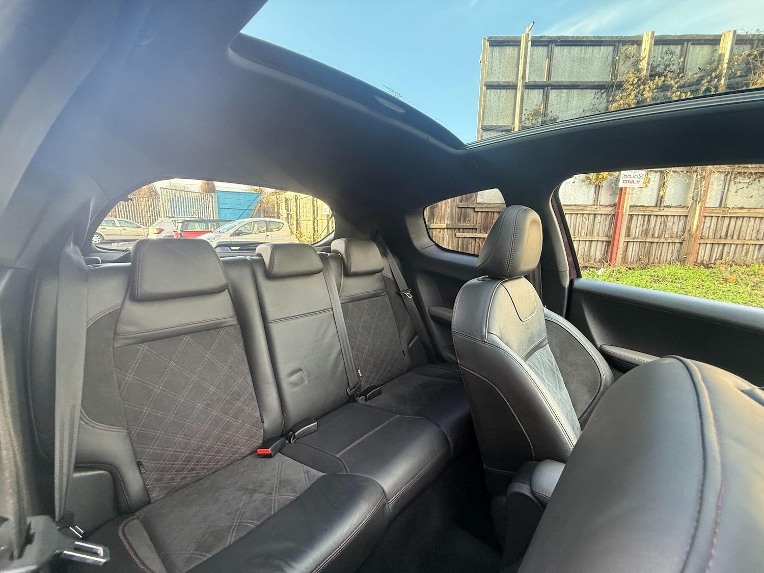 Used Peugeot 208 2013 for sale - 76801373: Photo 46