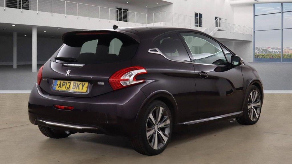 Used Peugeot 208 2013 for sale - 76801373: Photo 9