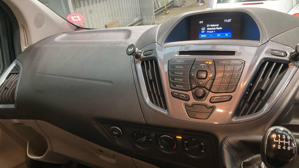 Used Ford Tourneo Custom 2017 for sale - 77455099: Photo 10