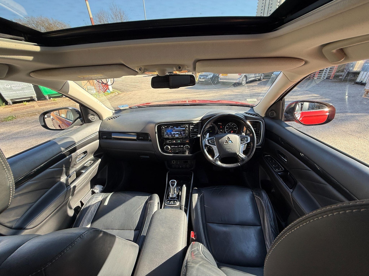 Used Mitsubishi Outlander 2015 for sale - 77939590: Photo 10