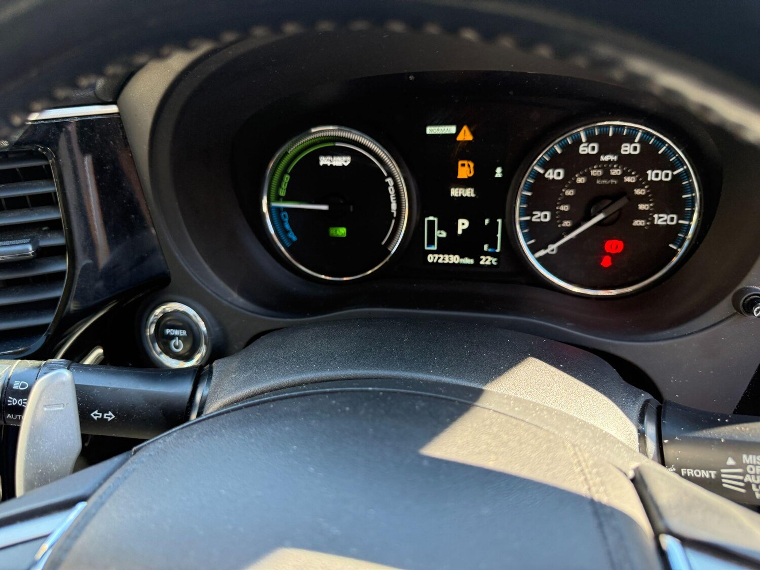 Used Mitsubishi Outlander 2015 for sale - 77939590: Photo 52