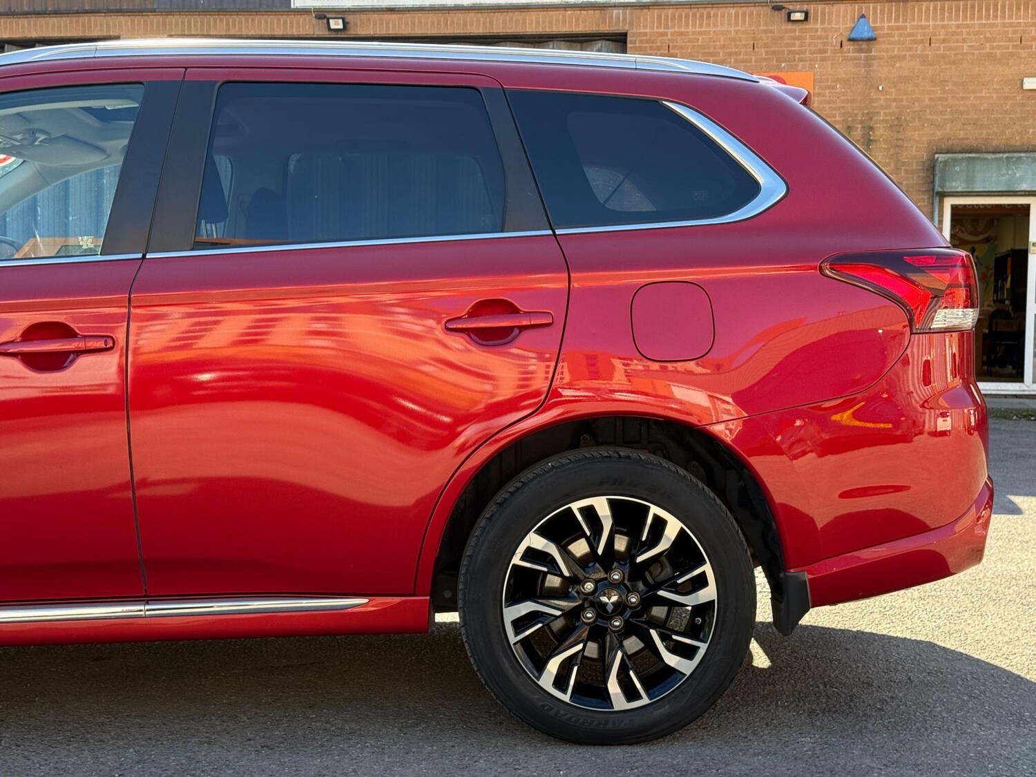 Used Mitsubishi Outlander 2015 for sale - 77939590: Photo 57