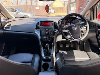 Used Vauxhall Astra 2015 for sale - 78854238: Photo