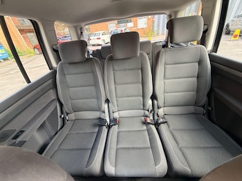 Used Volkswagen Touran 2015 for sale - 79225101: Photo