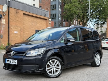 Used Volkswagen Touran 2015 for sale - 79225101: Photo