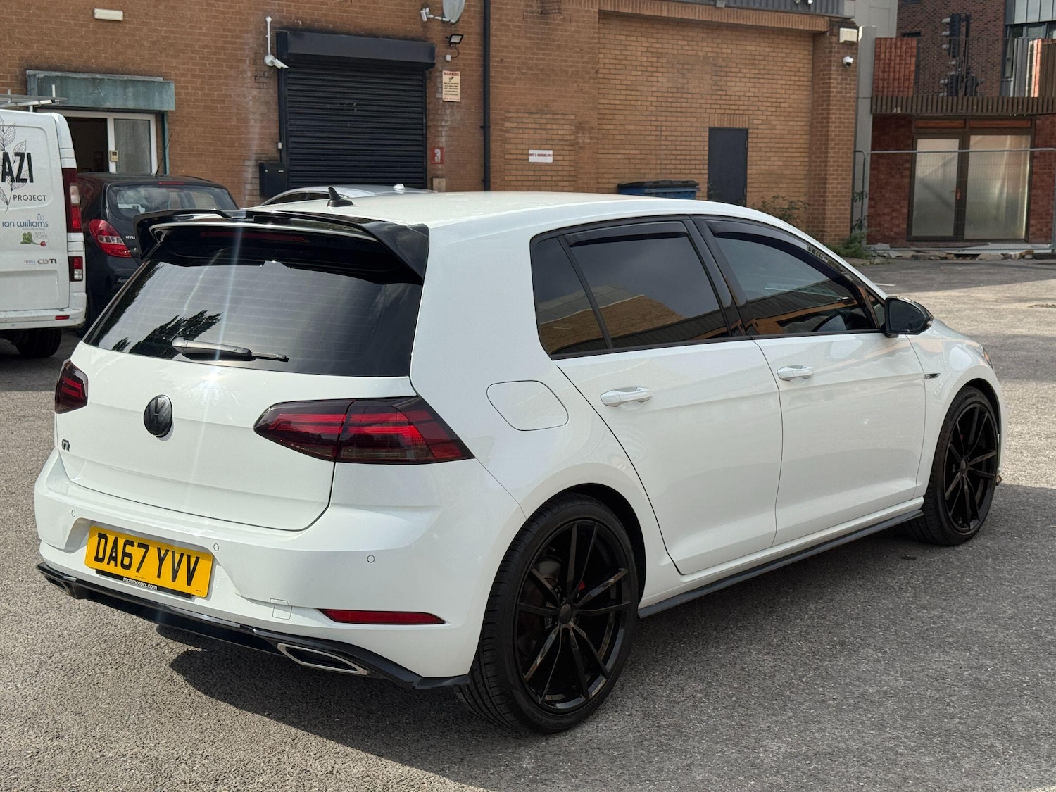 Used Volkswagen Golf 2017 for sale - 76152181: Photo 30