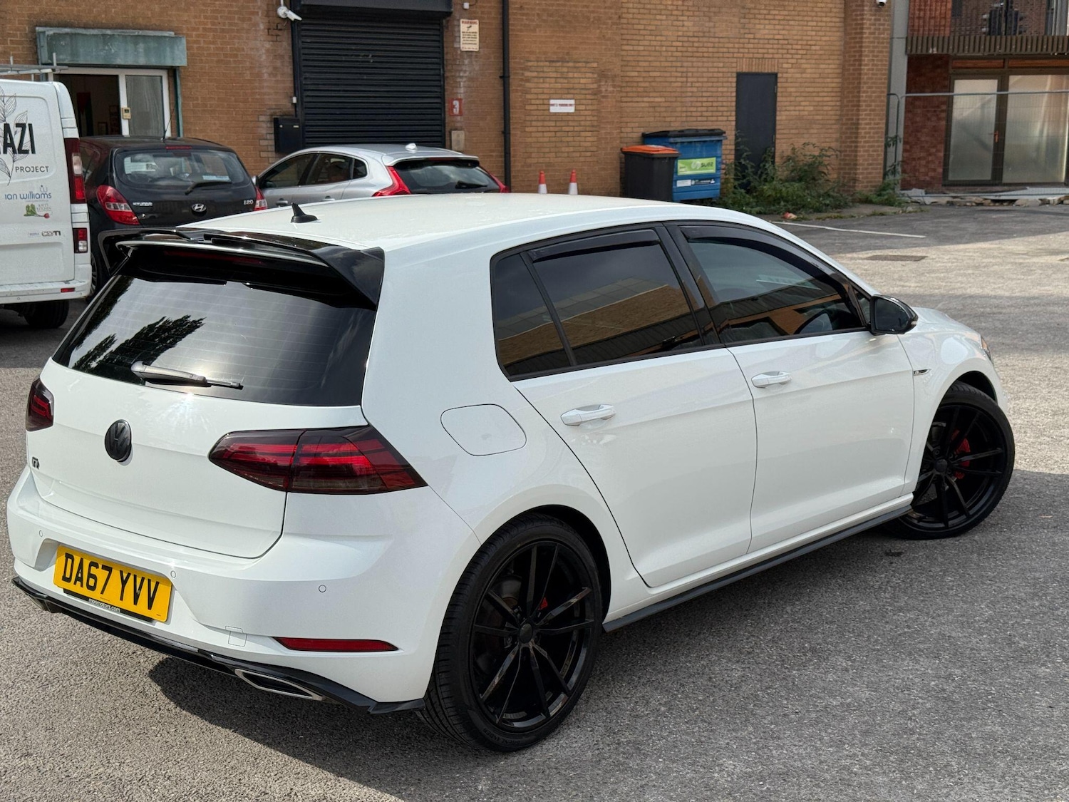 Used Volkswagen Golf 2017 for sale - 76152181: Photo 33