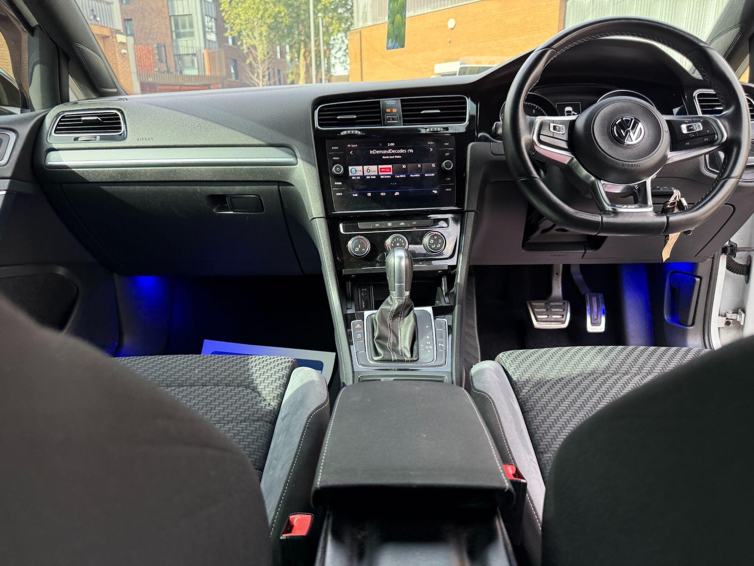 Used Volkswagen Golf 2017 for sale - 76152181: Photo 34