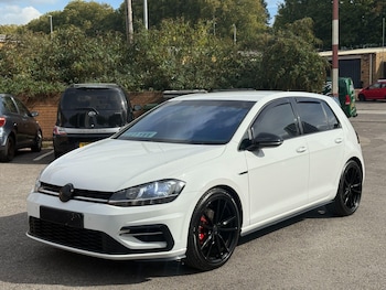 Used Volkswagen Golf 2017 for sale - 76152181: Photo 3