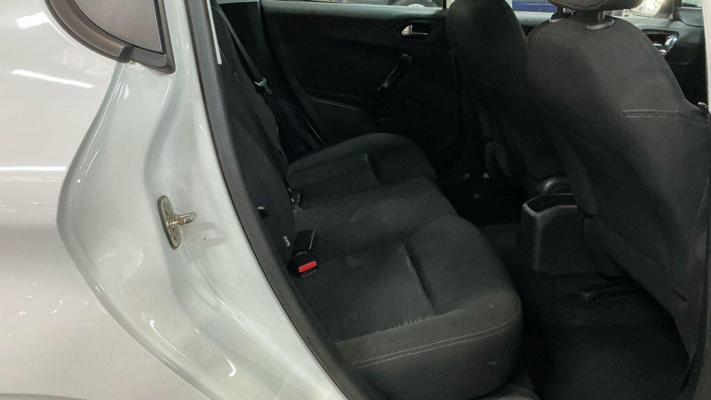 Used Peugeot 208 2013 for sale - 76381329: Photo 8