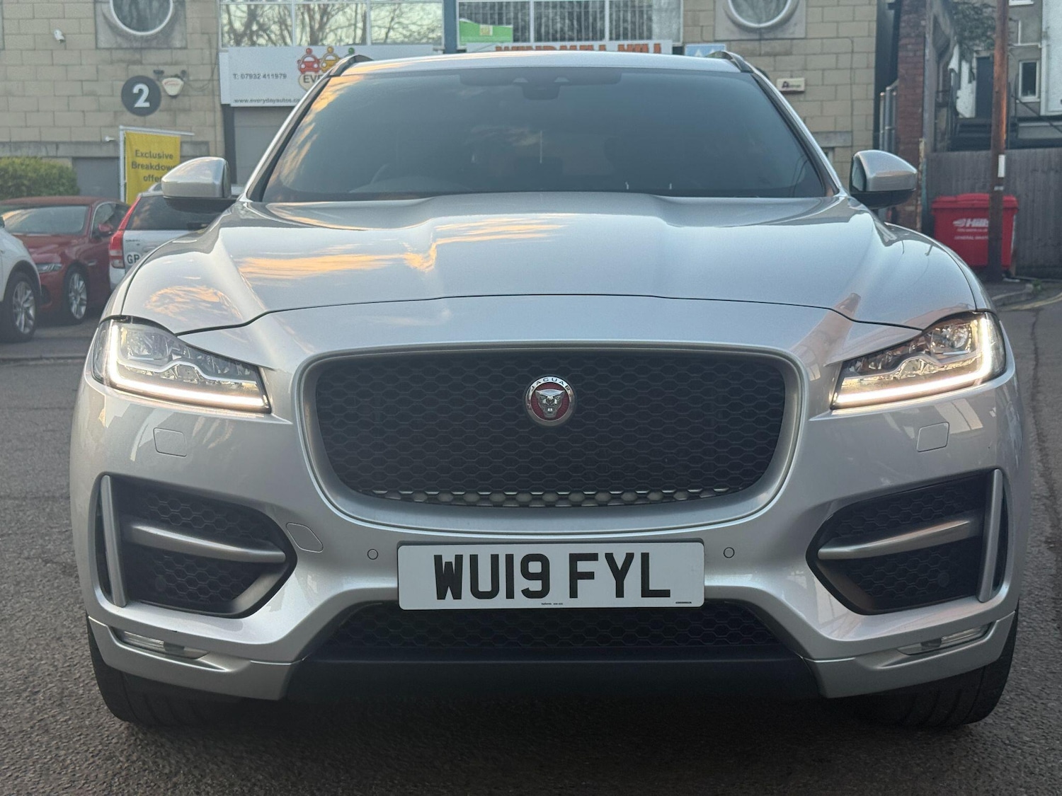 Used Jaguar F-Pace 2019 for sale - 77278521: Photo 2