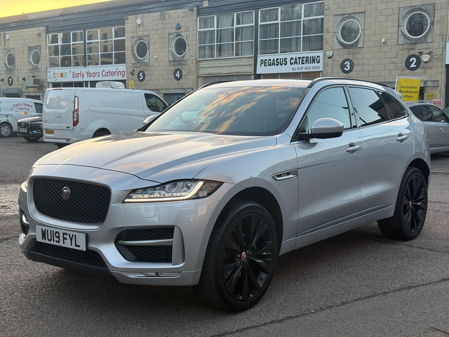 Used Jaguar F-Pace 2019 for sale - 77278521: Photo 3