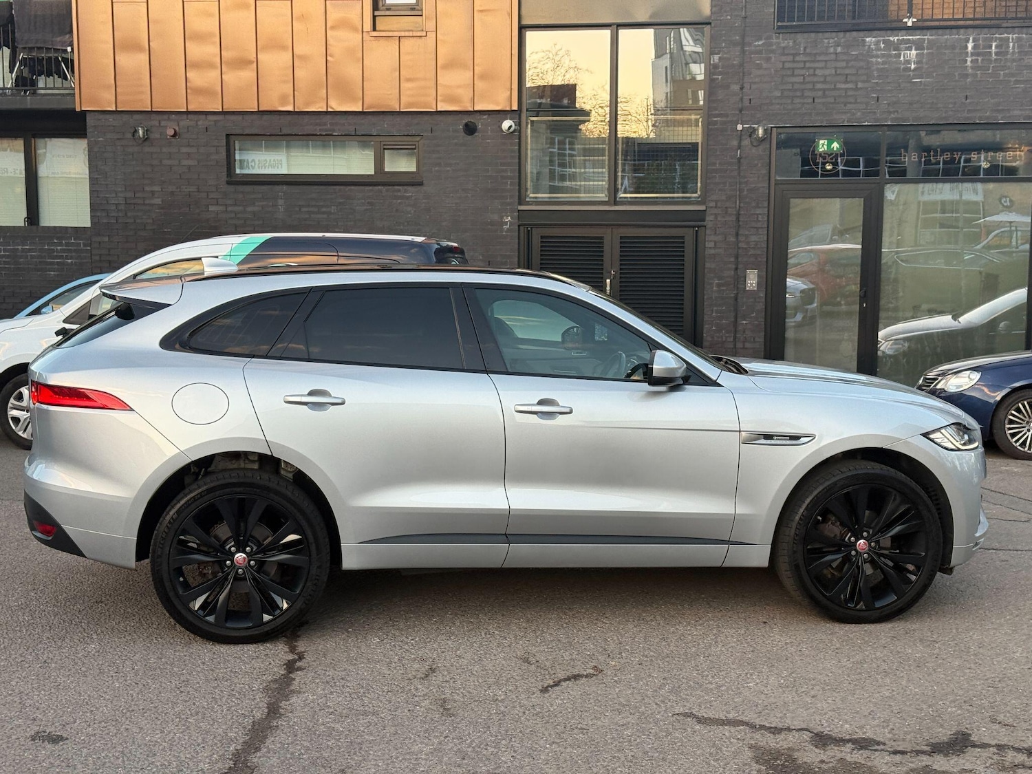 Used Jaguar F-Pace 2019 for sale - 77278521: Photo 37