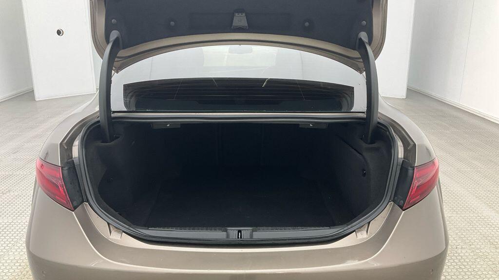 Used Alfa Romeo Giulia 2017 for sale - 77290463: Photo 11