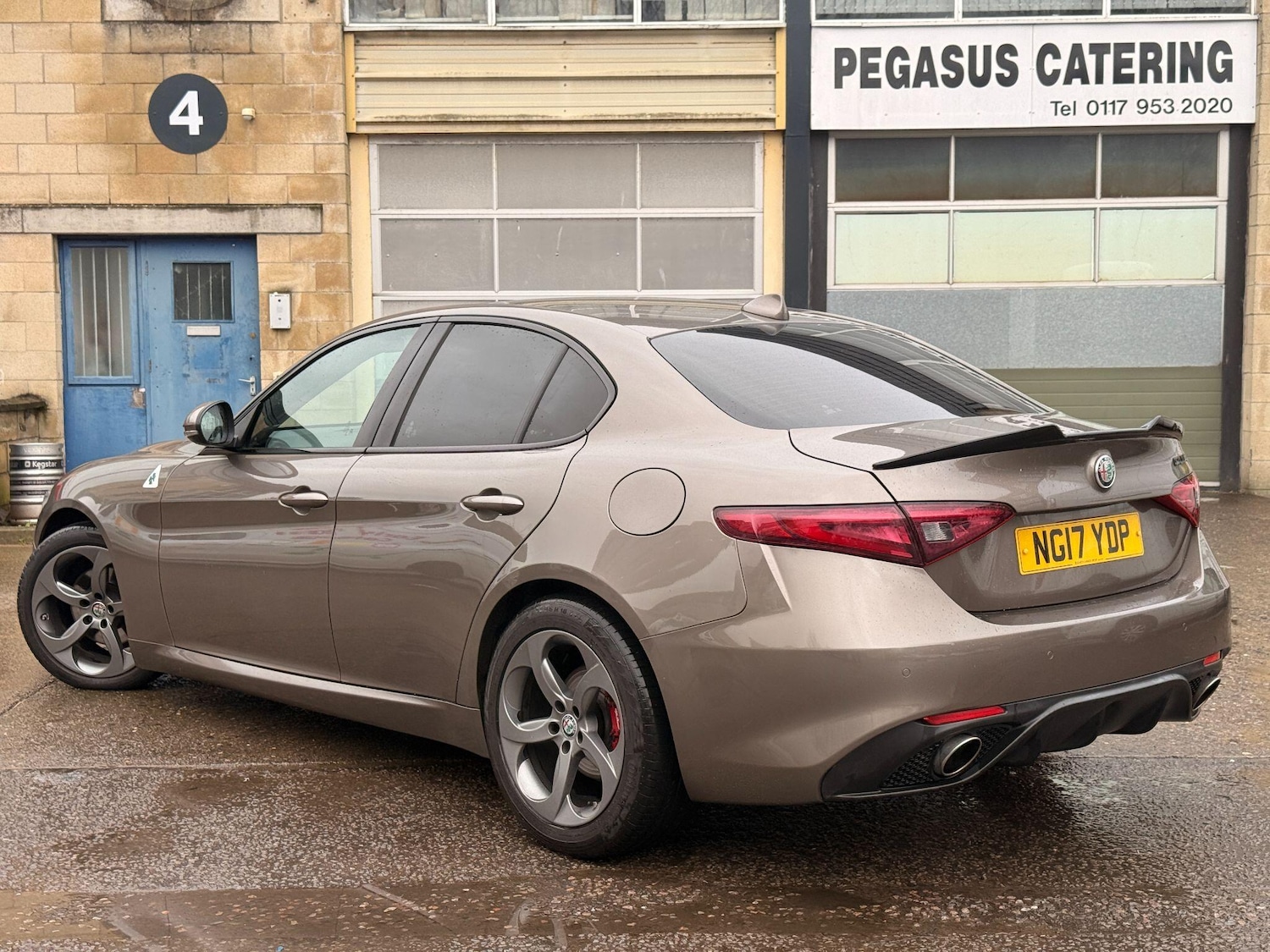 Used Alfa Romeo Giulia 2017 for sale - 77290463: Photo 17