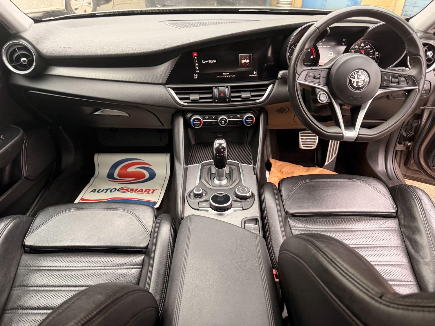 Used Alfa Romeo Giulia 2017 for sale - 77290463: Photo 37