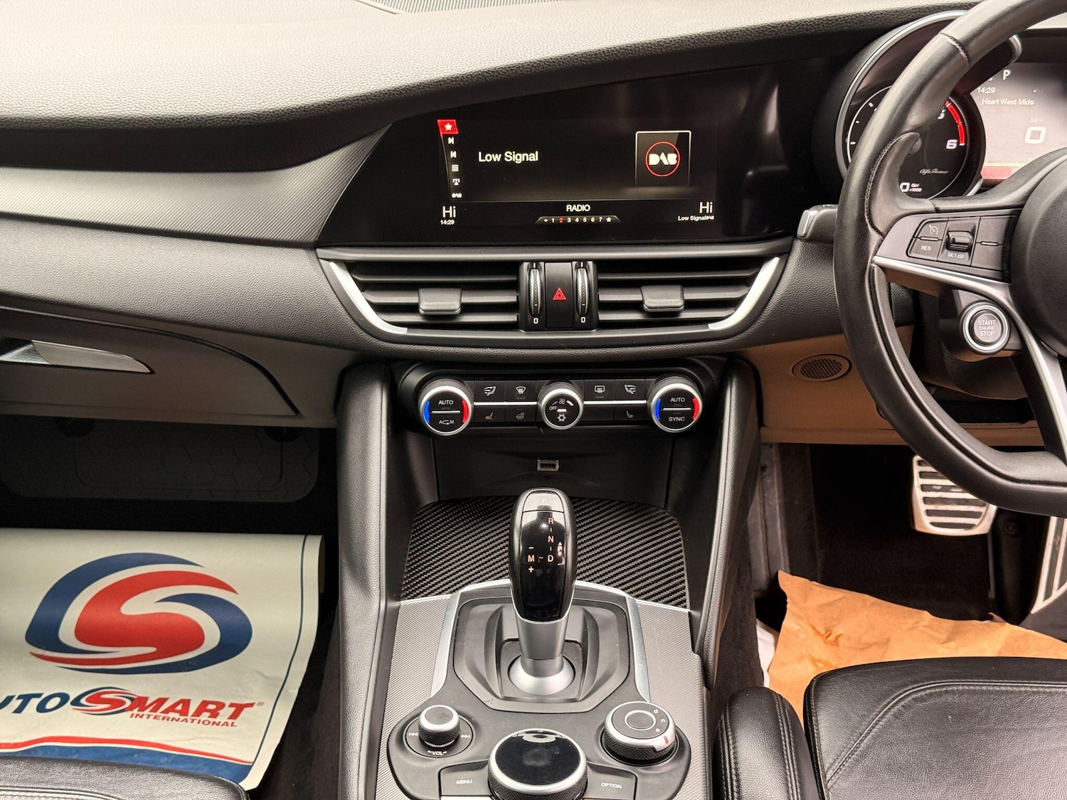 Used Alfa Romeo Giulia 2017 for sale - 77290463: Photo 43