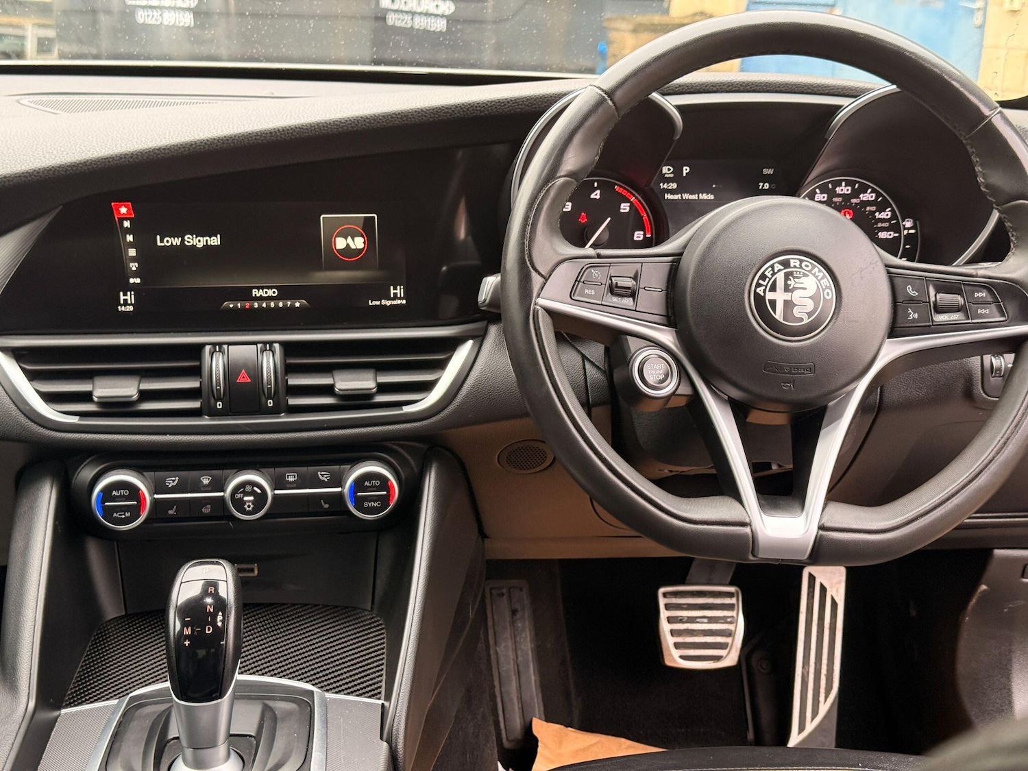 Used Alfa Romeo Giulia 2017 for sale - 77290463: Photo 67