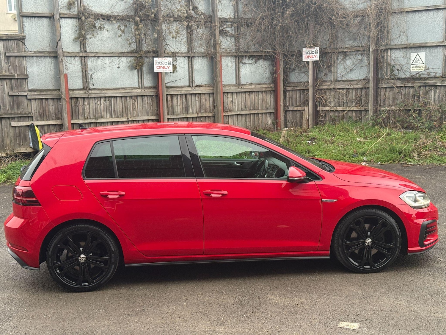 Used Volkswagen Golf 2018 for sale - 76781792: Photo 32