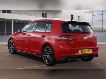 Used Volkswagen Golf 2018 for sale - 76781792: Photo