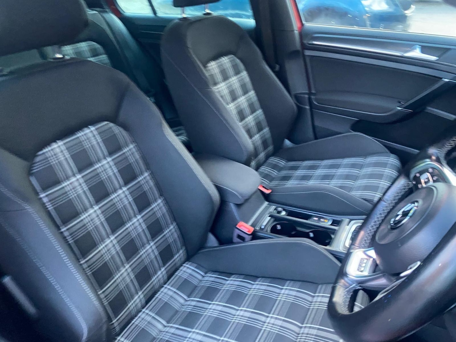 Used Volkswagen Golf 2018 for sale - 76781792: Photo 50