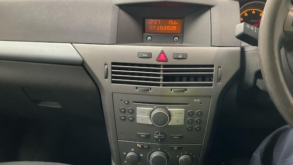 Used Vauxhall Astra 2006 for sale - 76269791: Photo 4