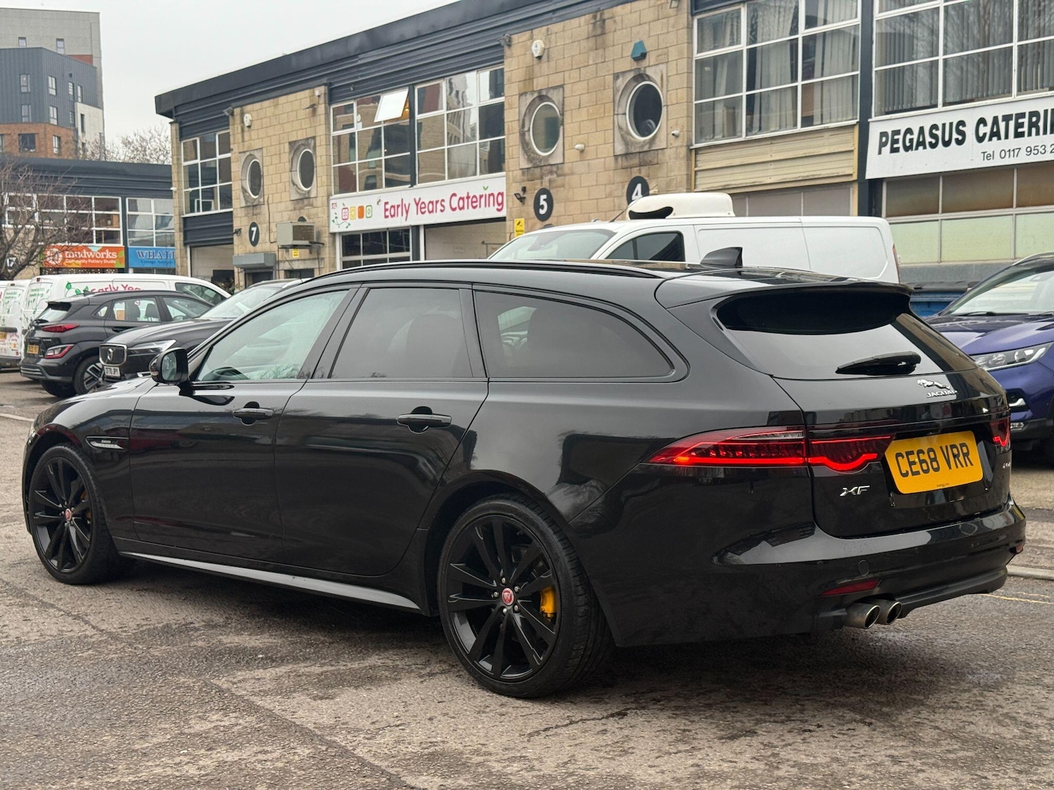 Used Jaguar XF 2018 for sale - 77344872: Photo 18