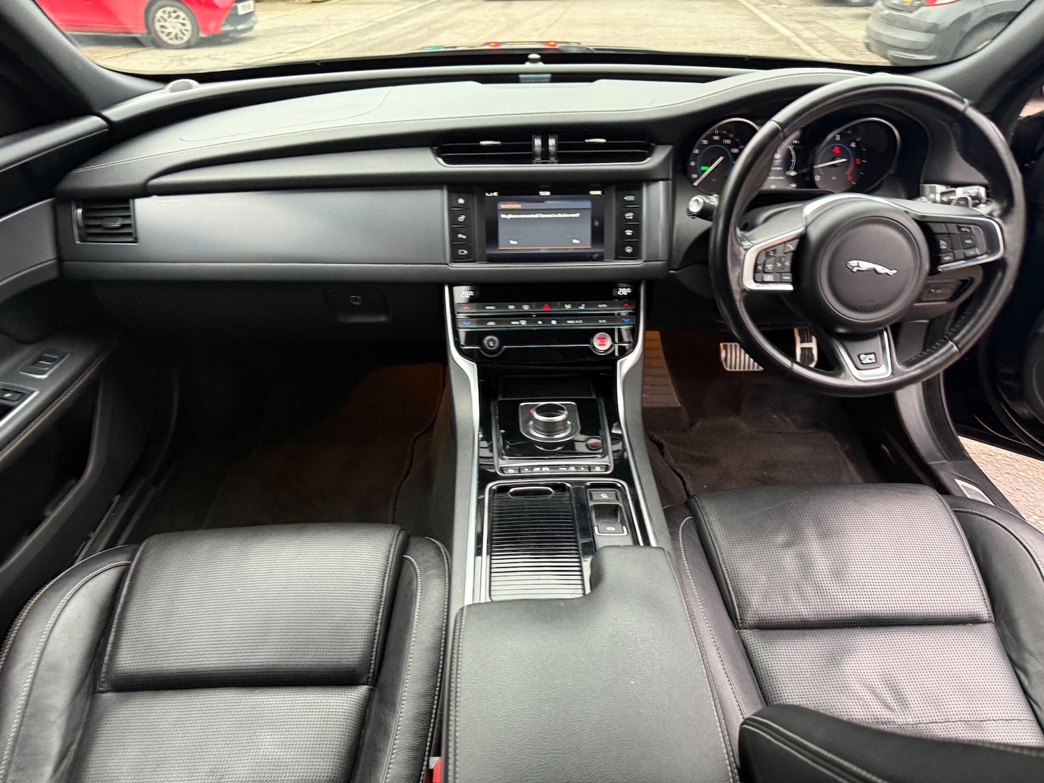 Used Jaguar XF 2018 for sale - 77344872: Photo 40