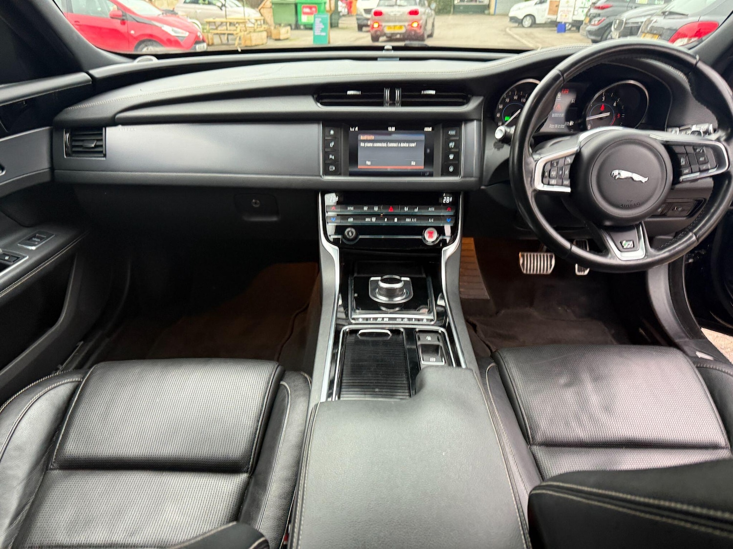 Used Jaguar XF 2018 for sale - 77344872: Photo 41