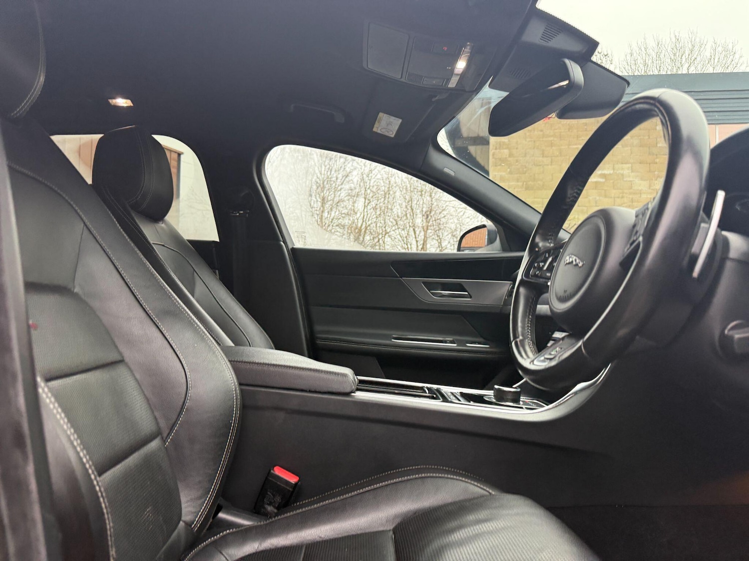 Used Jaguar XF 2018 for sale - 77344872: Photo 52