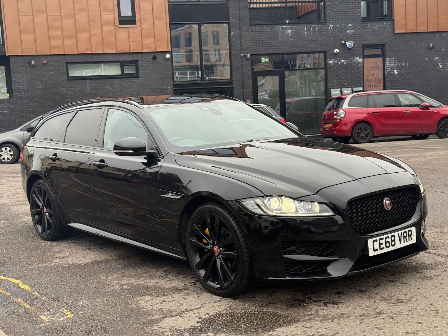 Used Jaguar XF 2018 for sale - 77344872: Photo 6