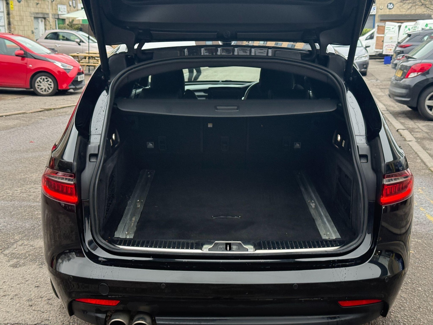 Used Jaguar XF 2018 for sale - 77344872: Photo 66