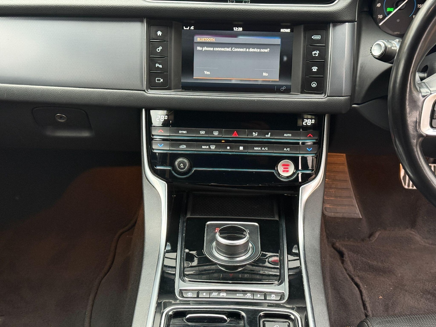 Used Jaguar XF 2018 for sale - 77344872: Photo 68