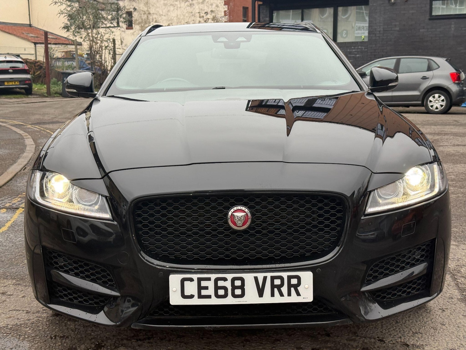 Used Jaguar XF 2018 for sale - 77344872: Photo 8