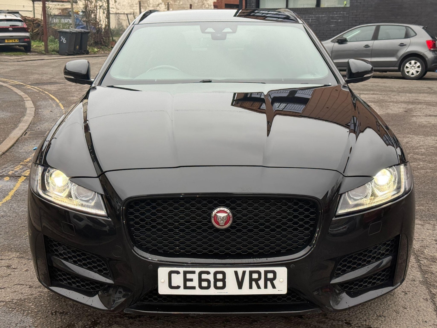 Used Jaguar XF 2018 for sale - 77344872: Photo 9