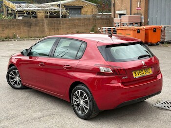 Used Peugeot 308 2015 for sale - 76151808: Photo