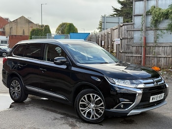 Mitsubishi - Outlander