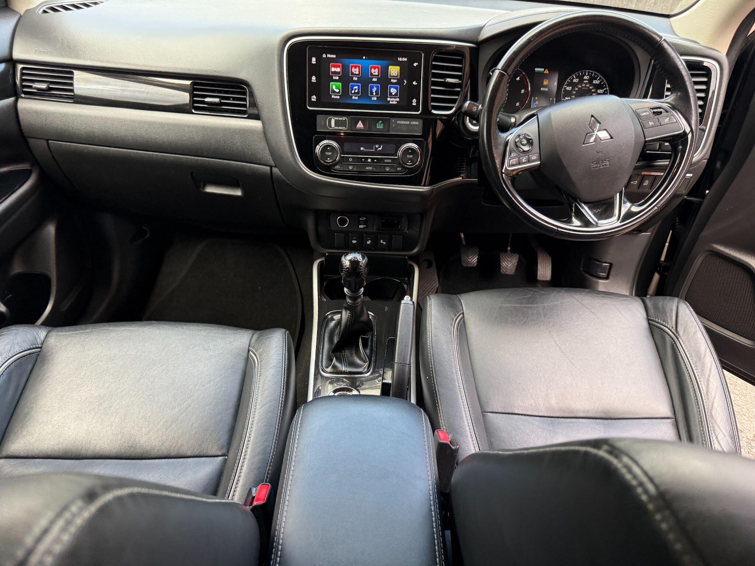Used Mitsubishi Outlander 2018 for sale - 76151531: Photo 42