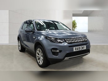 Used Land Rover Discovery Sport 2019 for sale - 78492526: Photo