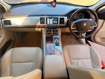 Used Jaguar XF 2014 for sale - 78057716: Photo