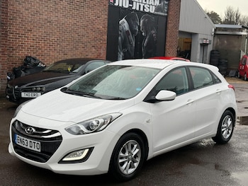 Used Hyundai i30 2014 for sale - 77456193: Photo