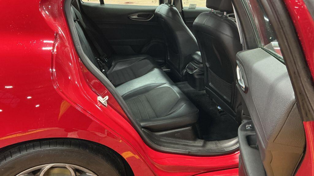 Used Alfa Romeo Giulia 2017 for sale - 77155537: Photo 9