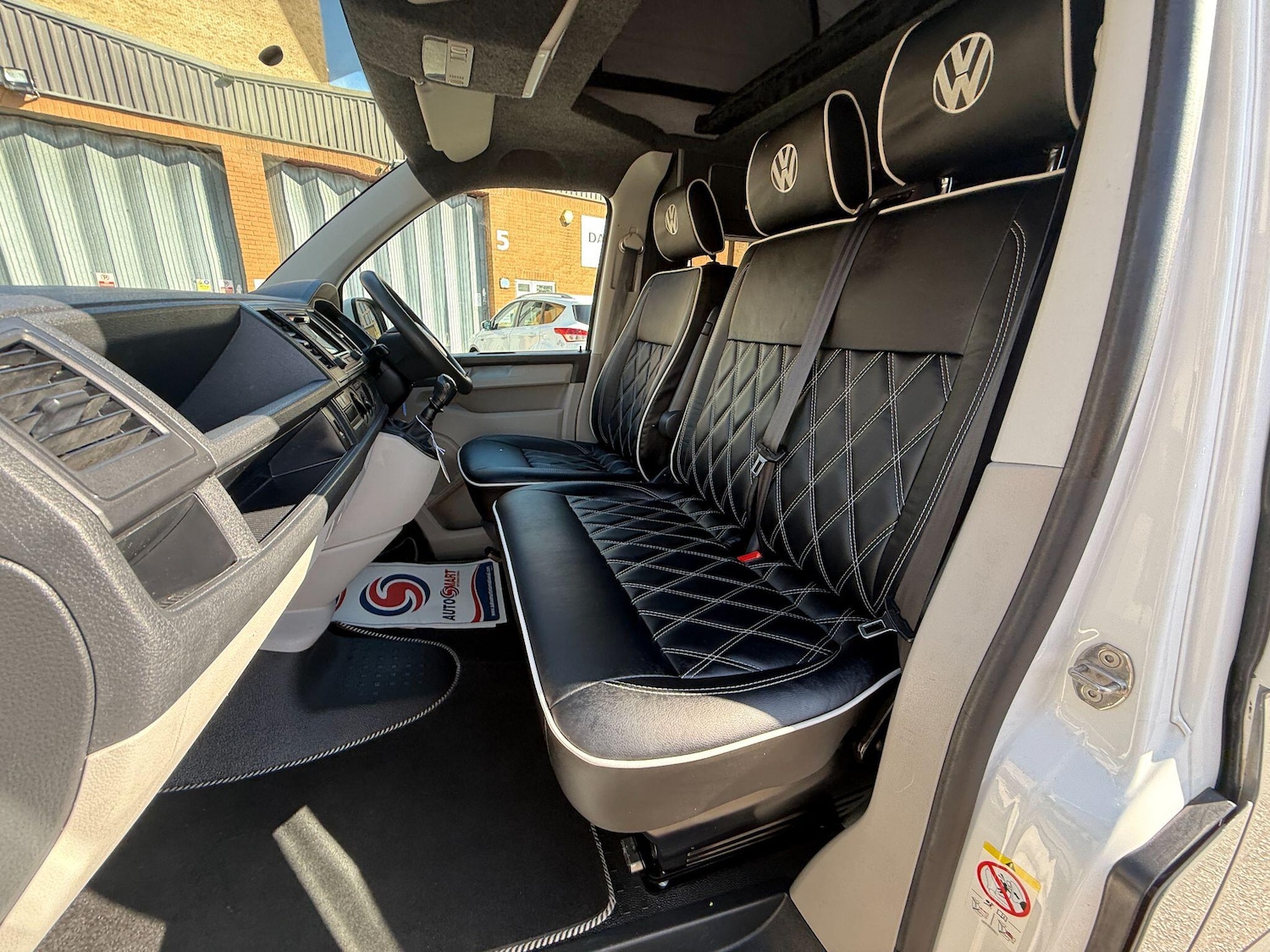 Used Volkswagen Transporter 2017 for sale - 78157198: Photo 5