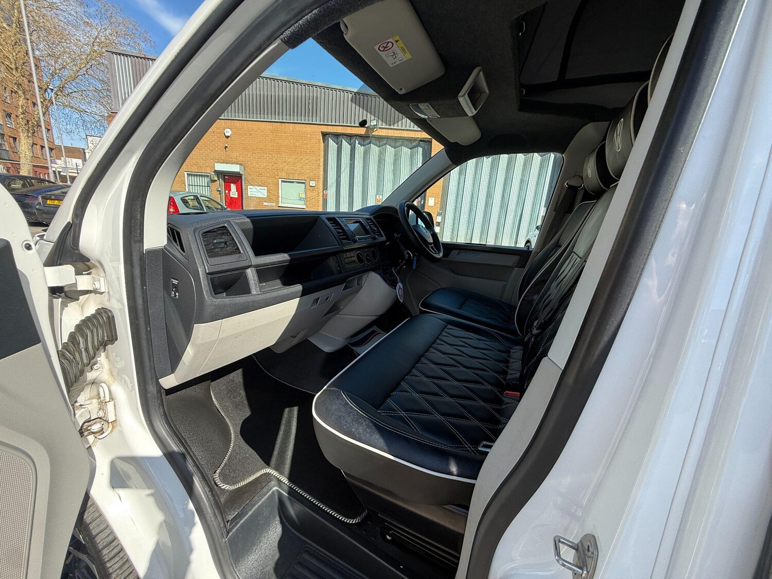 Used Volkswagen Transporter 2017 for sale - 78157198: Photo 59