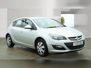 Used Vauxhall Astra 2013 for sale - 78492382: Photo