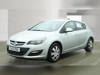 Used Vauxhall Astra 2013 for sale - 78492382: Photo