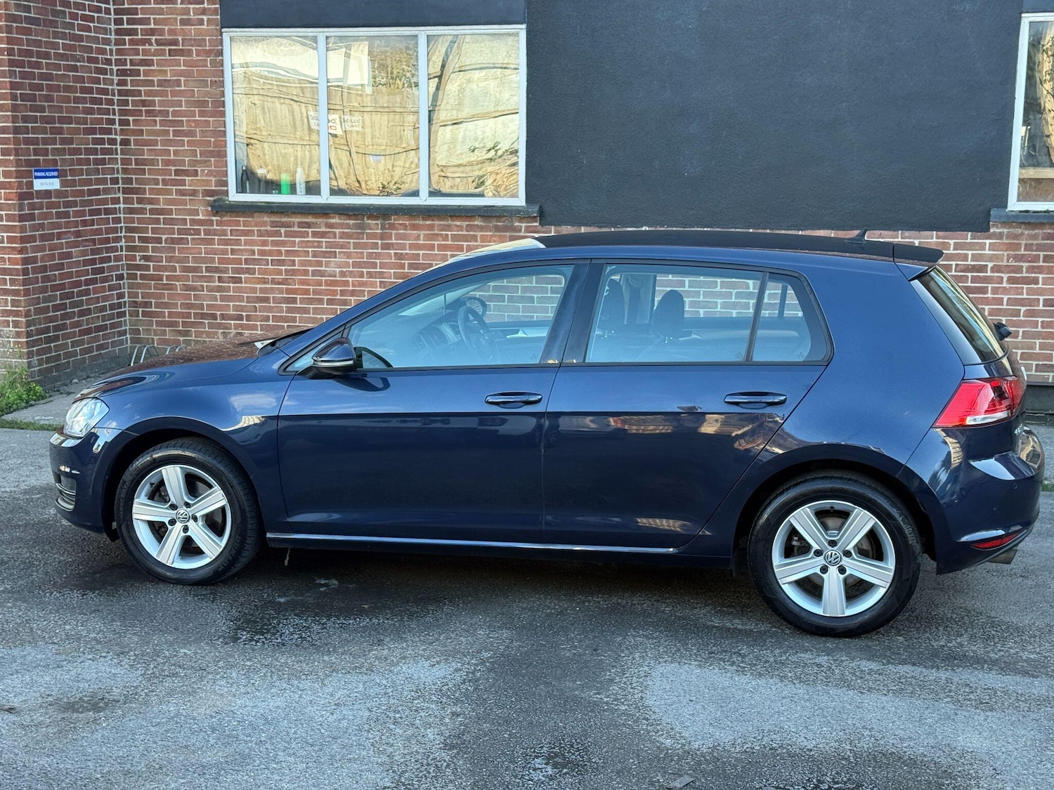 Used Volkswagen Golf 2016 for sale - 76527726: Photo 21